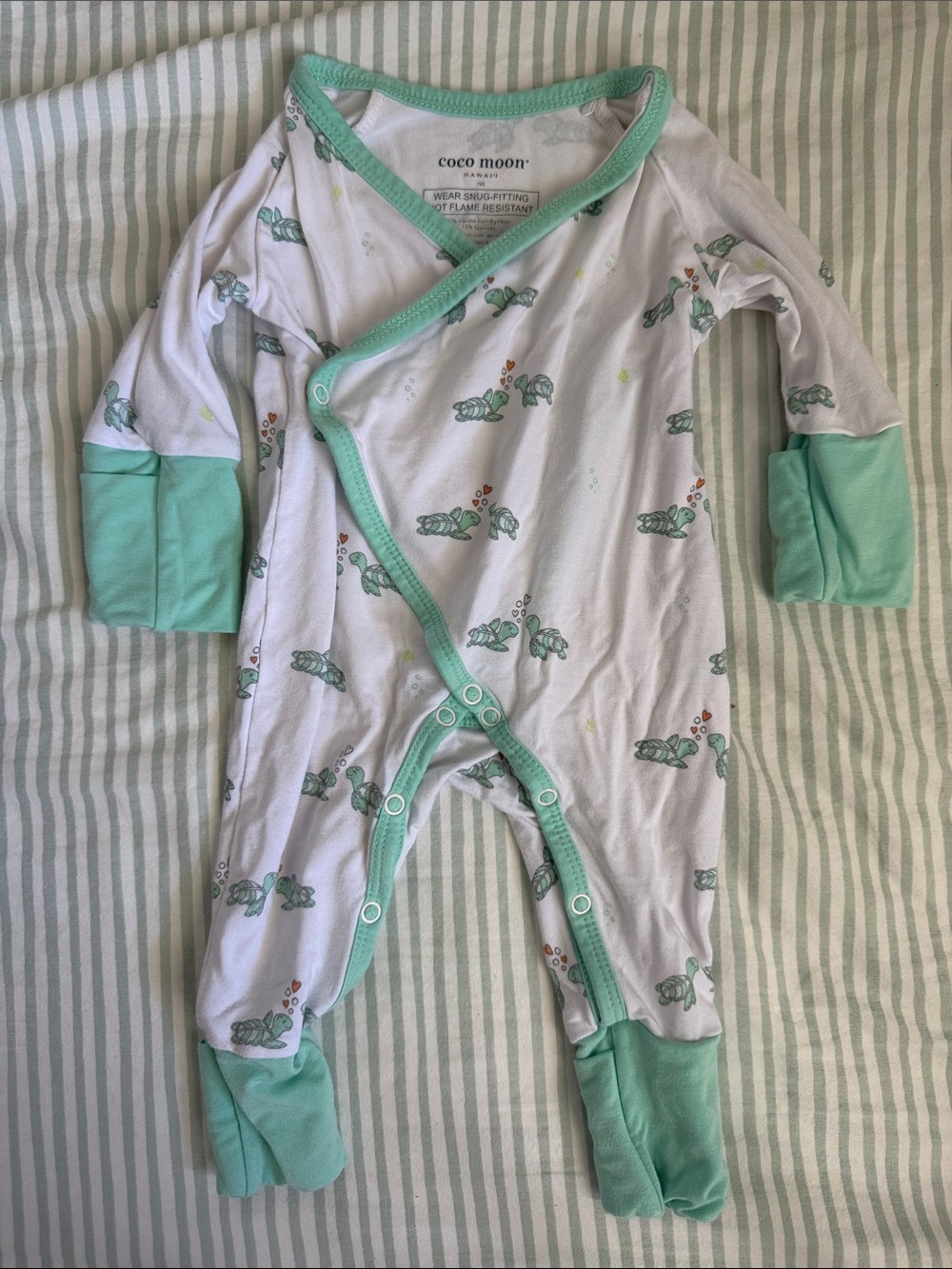 Coco Moon NB Bamboo Honu Kiss Jammies